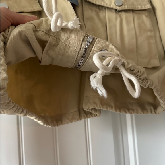 Two-Tone Utility Jacket - Picture 3 of 4